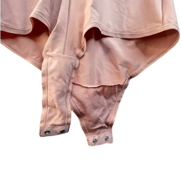 ASSETS BY SPANX Smoothing Thong Bodysuit large - Picture 4 of 8